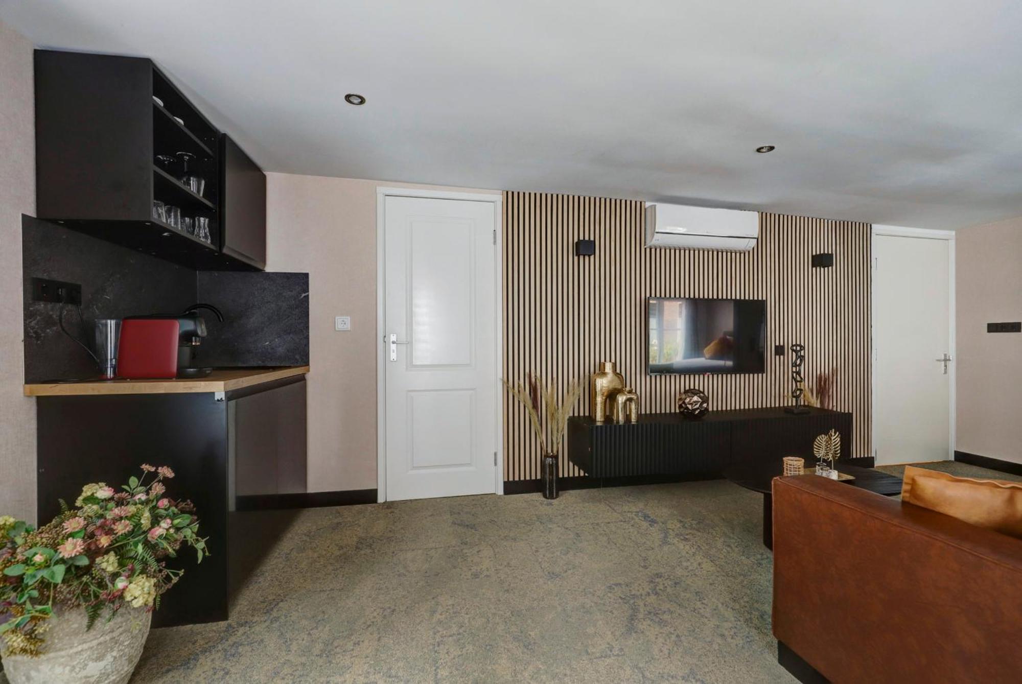 Hotel Buren Buren  Eksteriør bilde