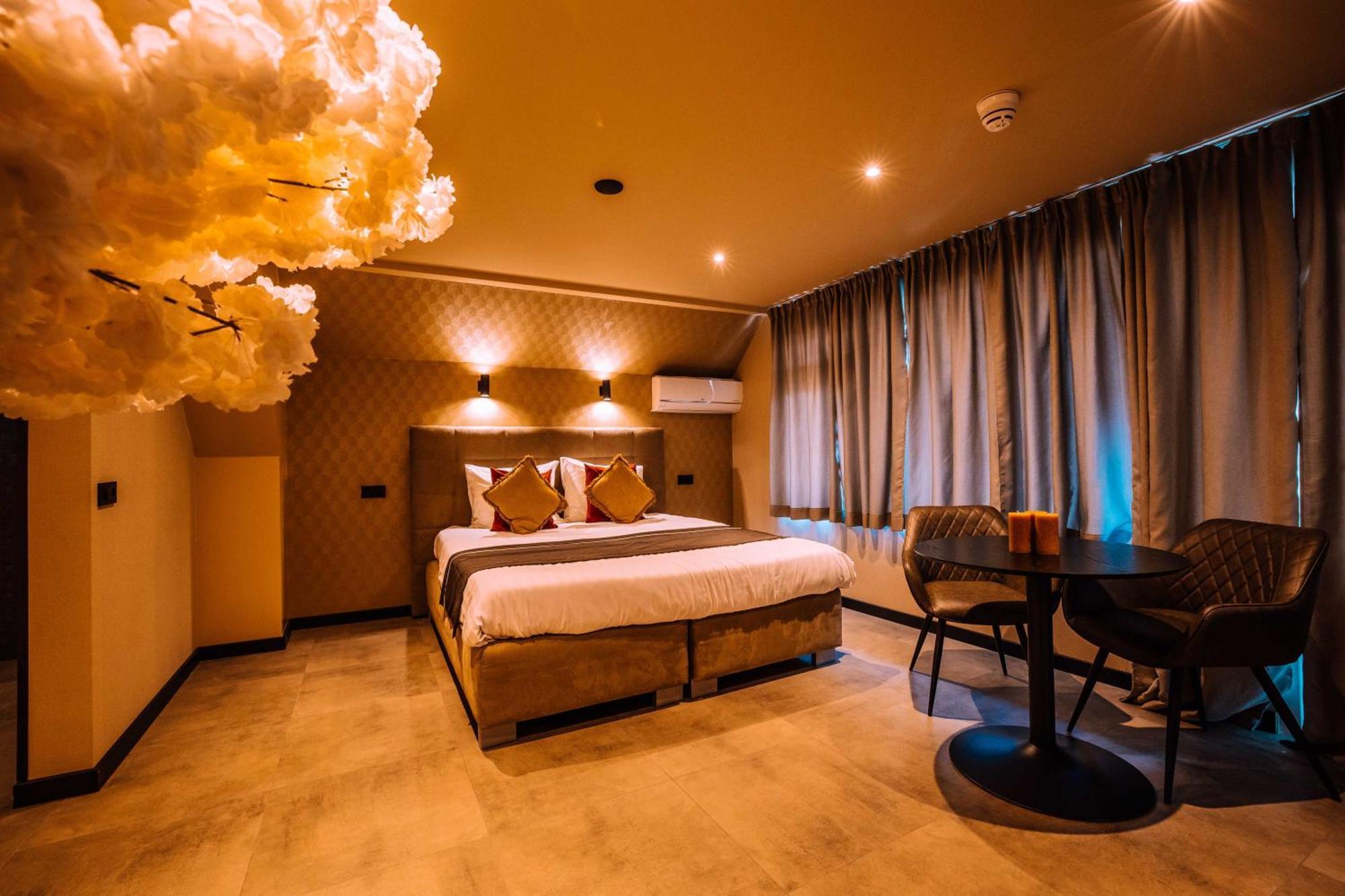 Hotel Buren Buren  Eksteriør bilde